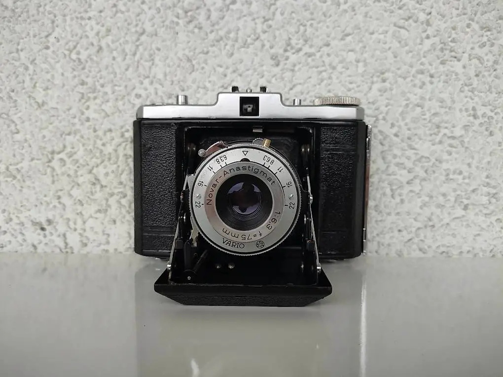 Wunderschöne Klappkamera Zeiss Ikon Nettar II Vario