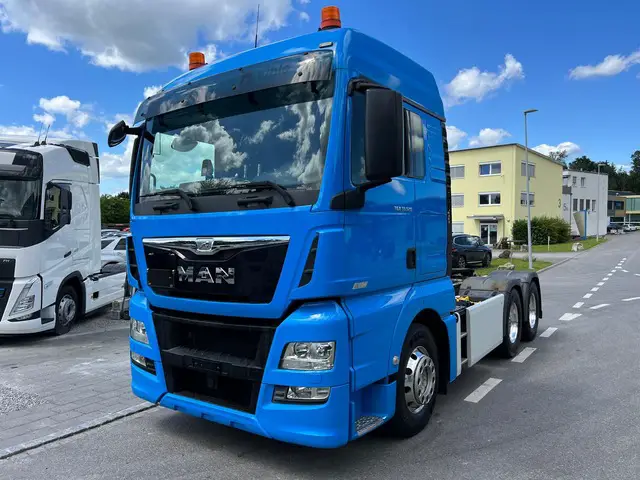 MAN, TGX 33.520 6x4 ADR, Sattelkupplung