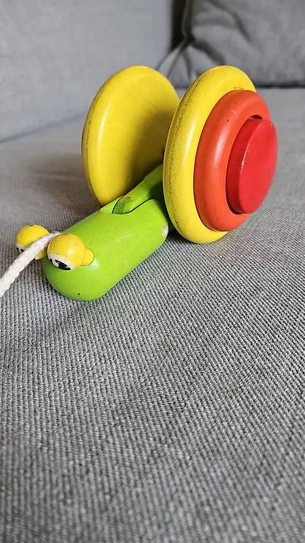 Holzspielzeug Schnecke zum Ziehen