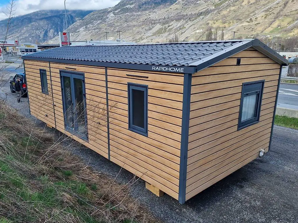 Neues Mobil-Home RH Elite 902 auf dem Camping Simplonblick