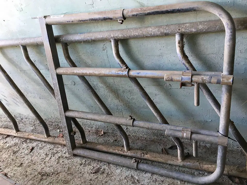 Absperrgitter, Tor, Absperrtor