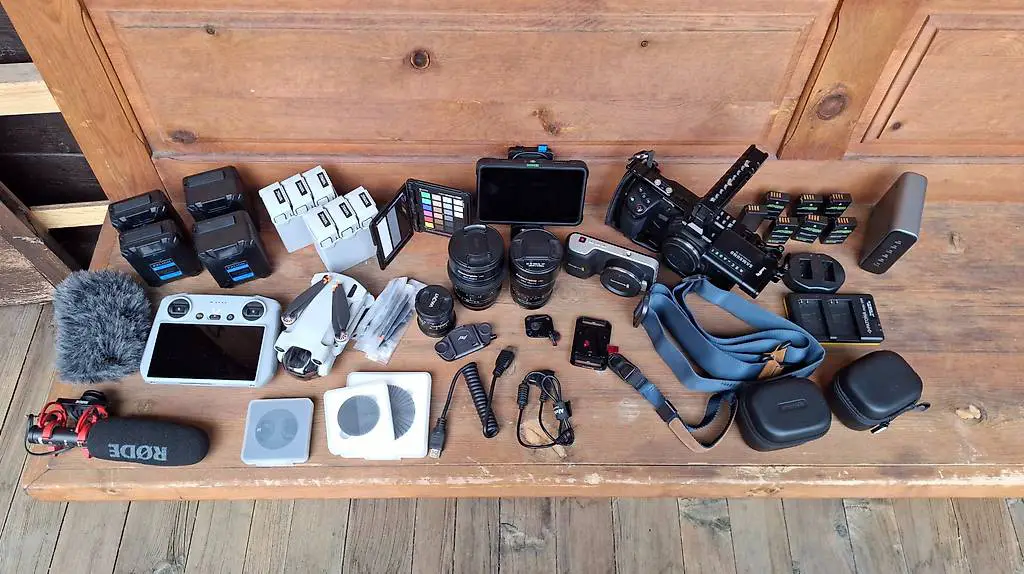 Video-Set - BMPCC4K / DJI Mini 3 Pro / Peli-Case / Zubehör