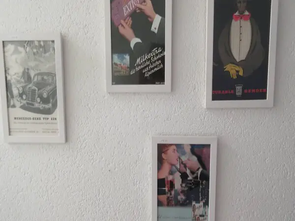 4x Alte Werbebilder mit Rammen