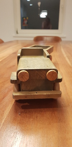 Willys Jeep / Holzspielzeug