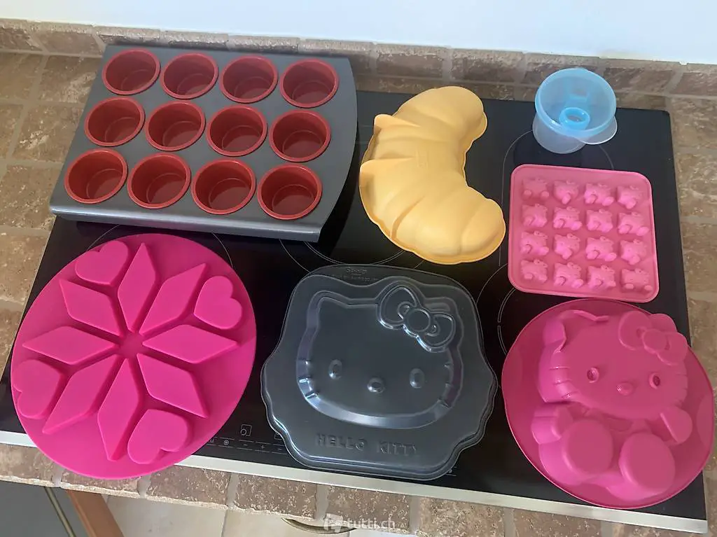 Tortiere, cioccolatini, Hello Kitty, muffin: oggetti nuovi