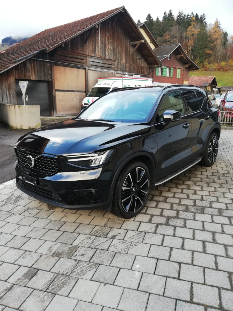 volvo xc40 1.5 t5 pih ultimate dark