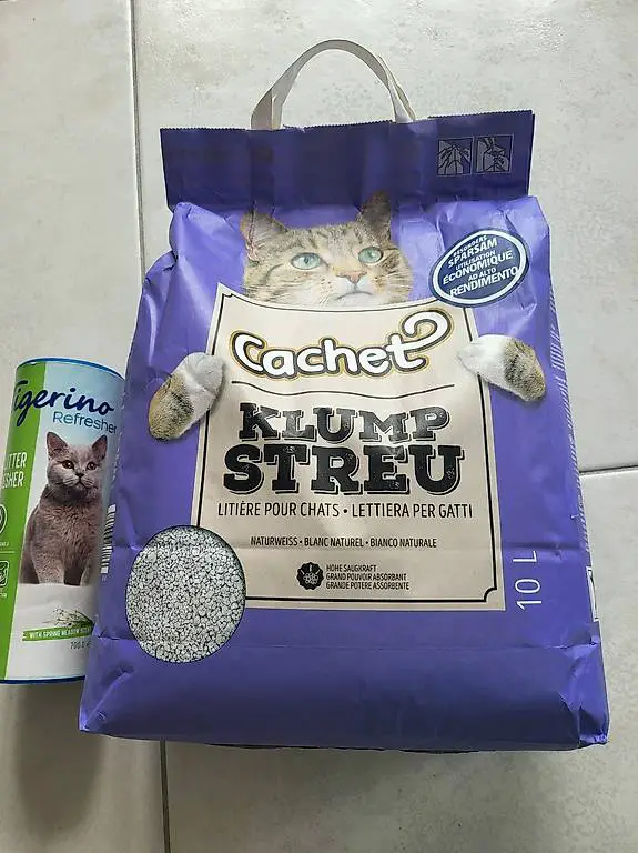 Katzenstreu Klumpstreu Katze und Deodorant Frühlingsduft
