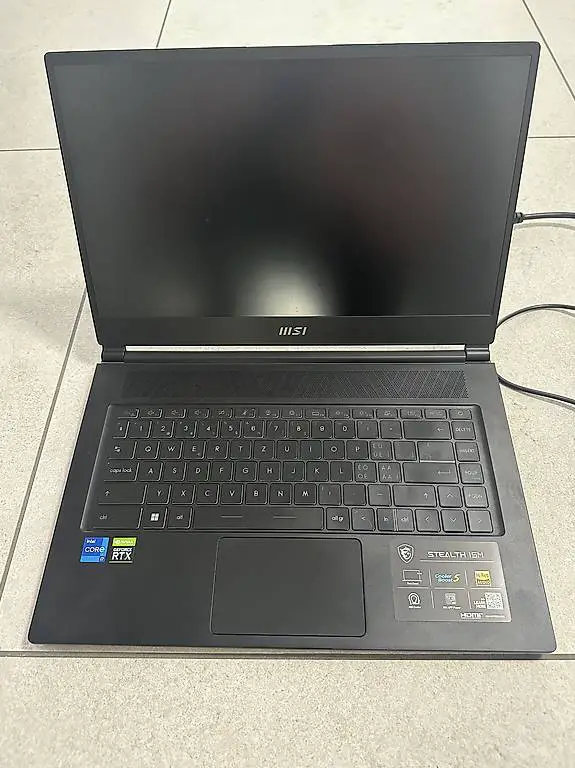 Gaming Laptop - MSI Stealth 15M B12UE