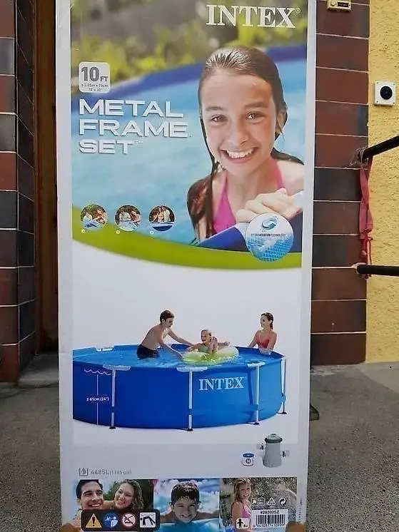 Schwimmbad INTEX + Pumpe&Filter gratis