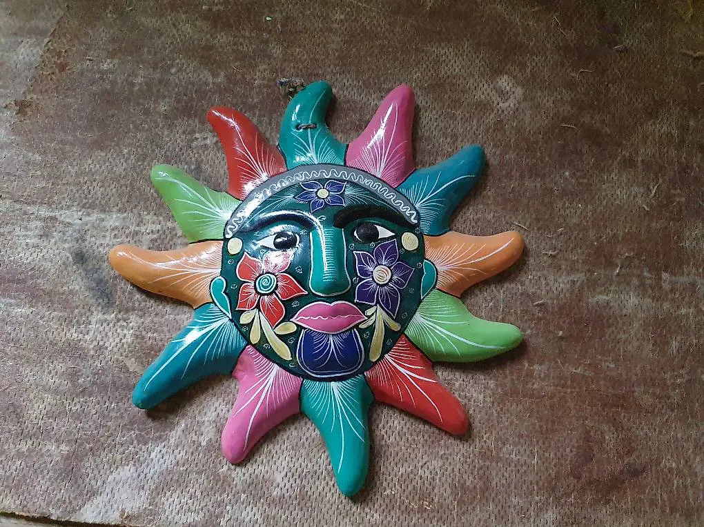 Wandschmuck Sonne - mexikanische Handarbeit