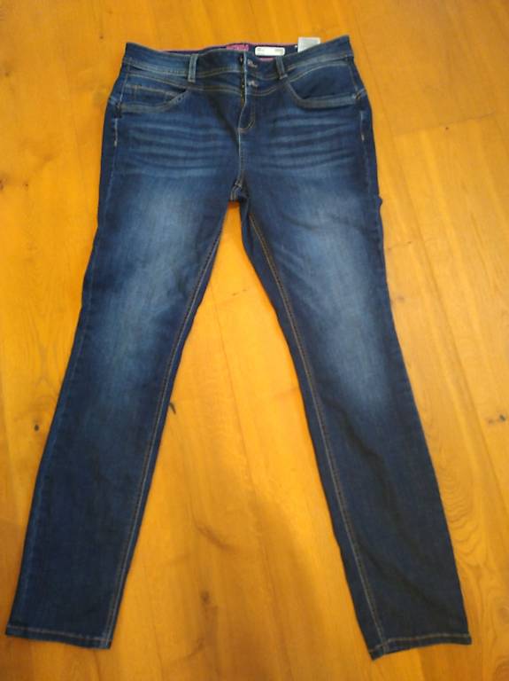 Street one Hose 32/32