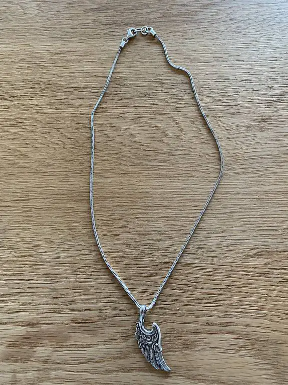 Flügel mit Kette in 925er Silber