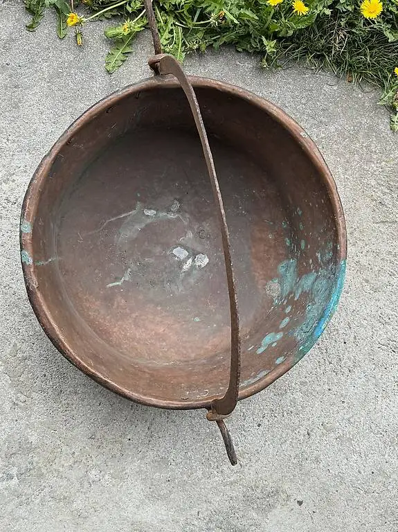 Kupferkessel mit Henkel