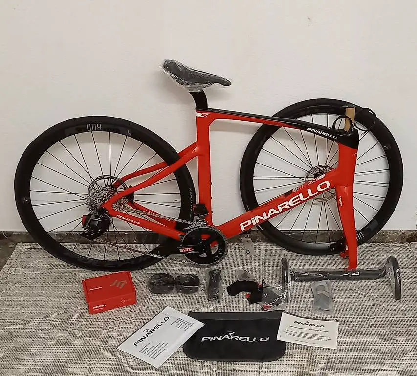 Pinarello X3 Disc CD161 Rival AXS 2x12, Keen Red, 2024