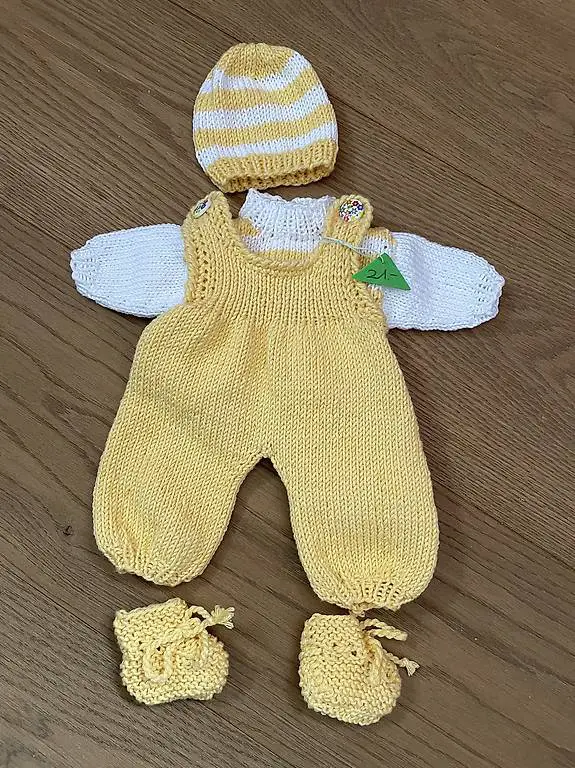 Latzhosengarnitur 35-36 cm