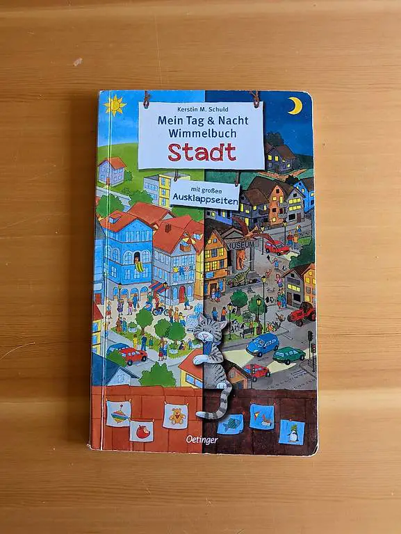 Wimmelbuch: Mein Tag & Nacht Wimmelbuch Stadt von Kerstin M.