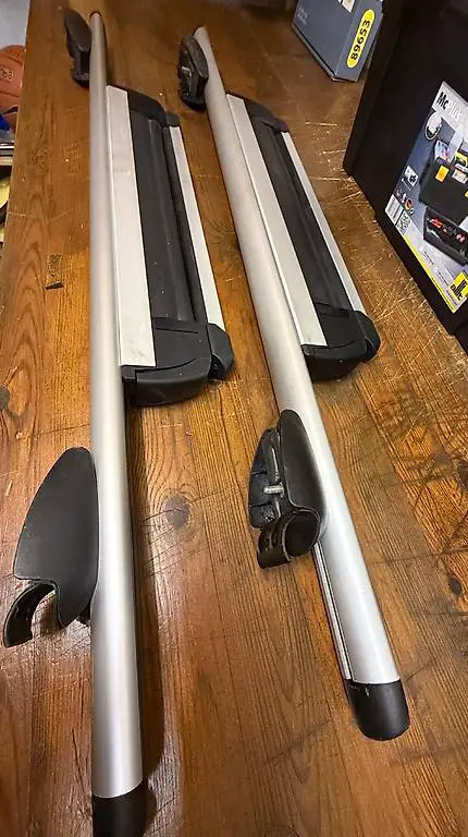 Dach-/Skiträger für Autos mit Dachrinne