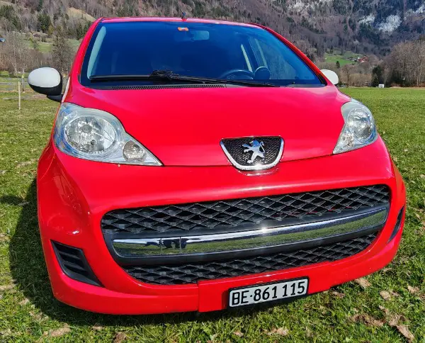 Peugot 107 1.0i Swiss Edition mit MFK Juni 25