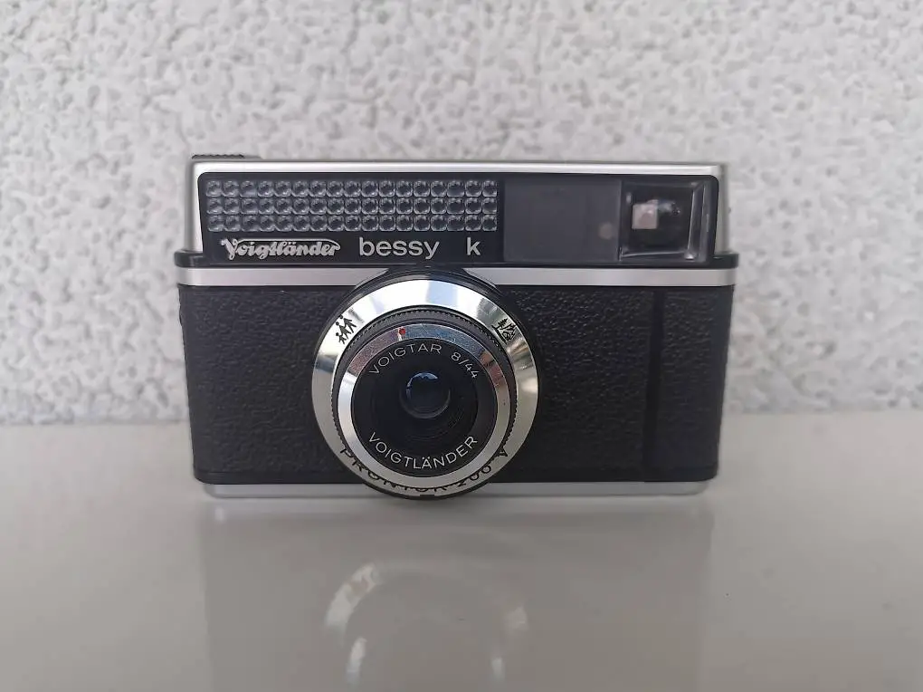 Voigtländer BessyK Sucherkamera für 126 Film in Originalhülle