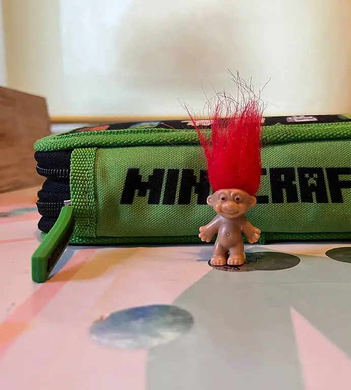 Retro Vintage Troll aus den 90-ern