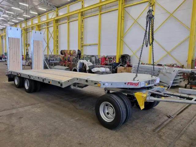 FLIEGL, Fliegl Tiefladeanhänger DTL 300, Tieflader