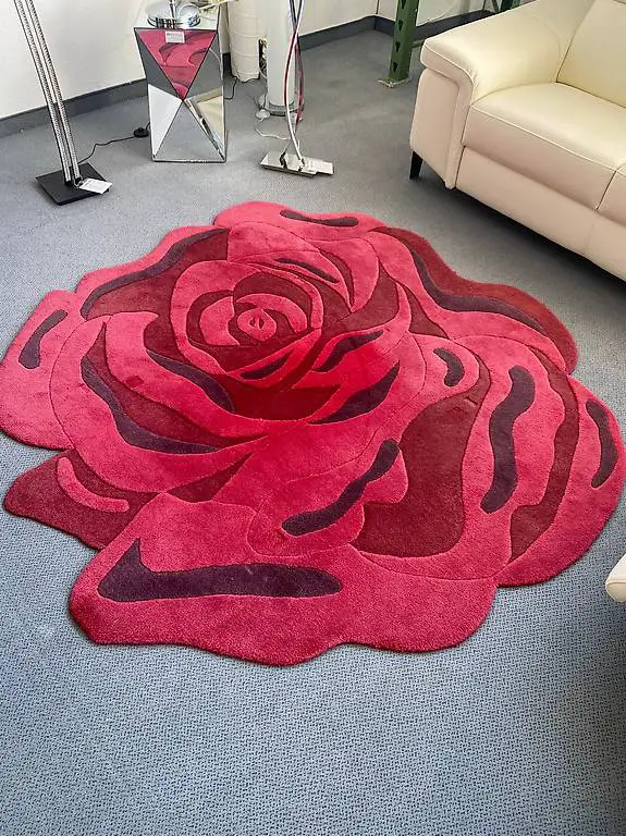 Teppisch von Bretz-Rose