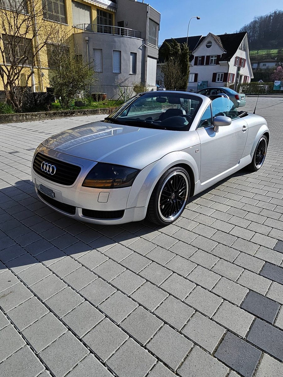 AUDI TT Roadster 1.8 T quattro