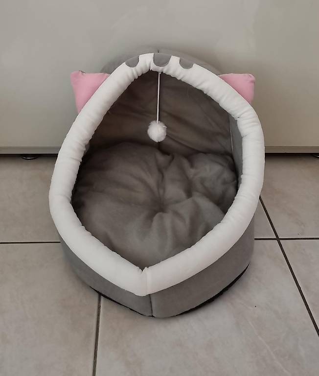 Casetta per gatto come NUOVA