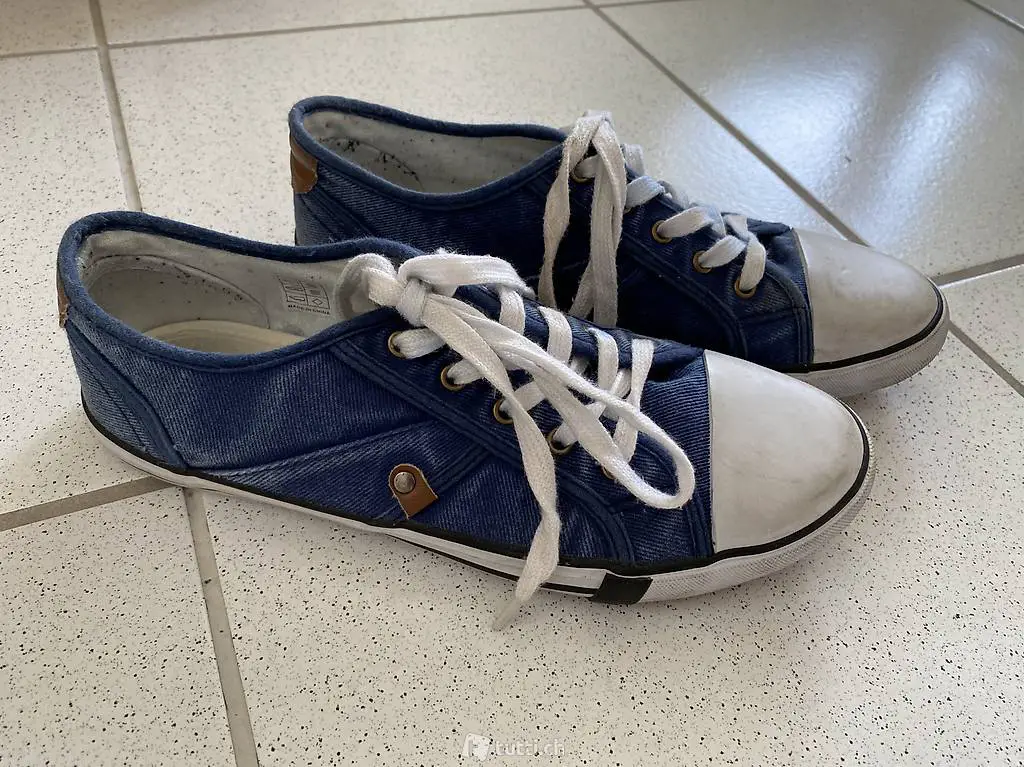 Jugend- oder Herrenschuhe Gr. 41