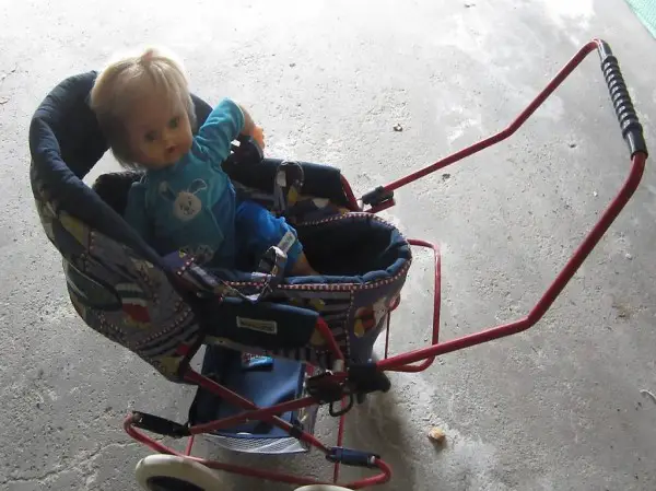 Carrozzina con cicciobello