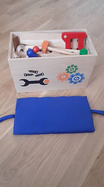 Werkzeugbox aus Holz