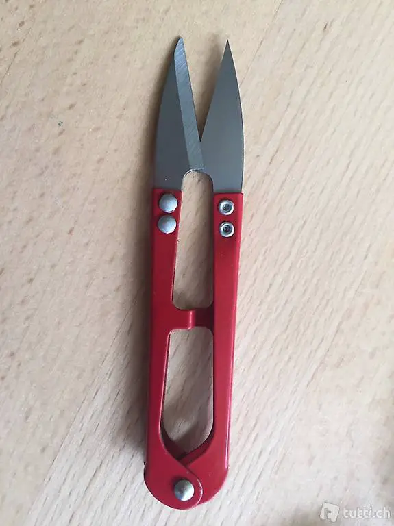 Schere für Feinarbeit