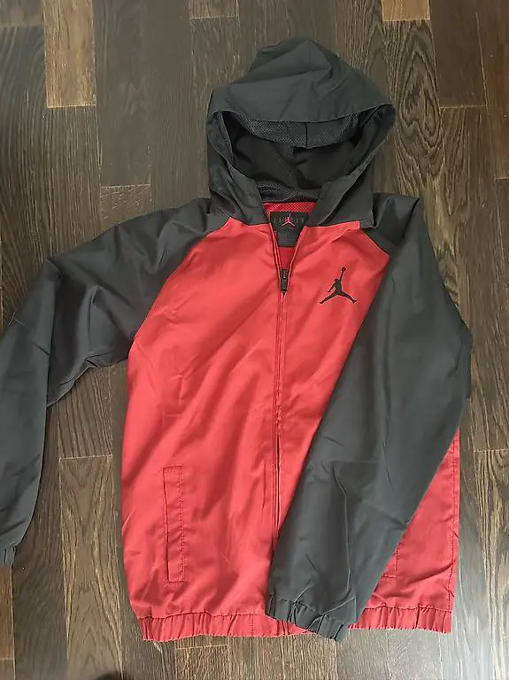 Jordan Windbreaker 152-158cm. inkl. Versand