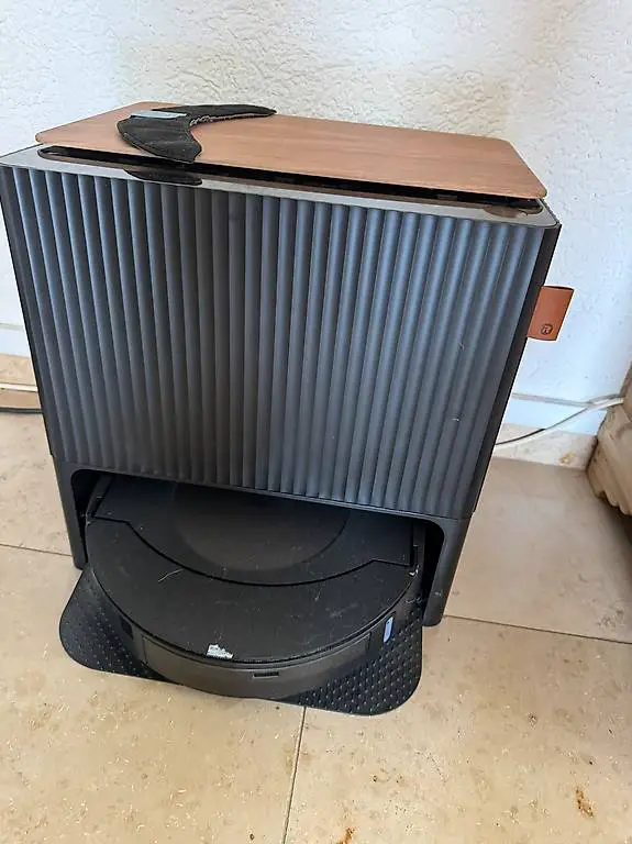 iRobot Roomba Combo j9+ Saug- und Wischroboter