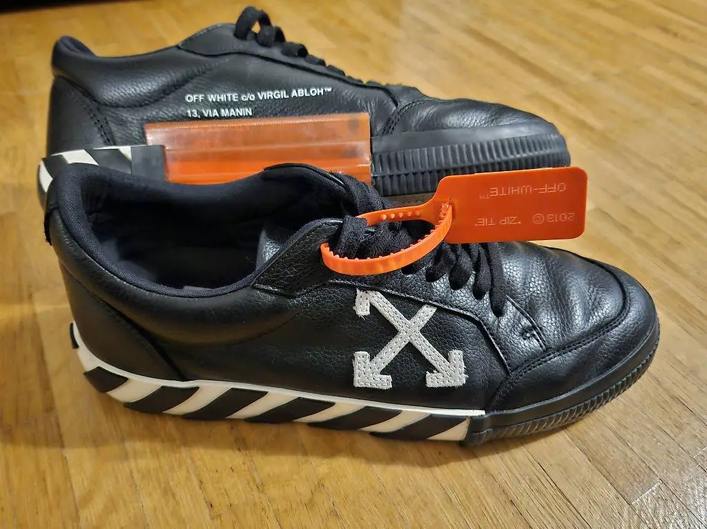 OFF-White shoes Low Vulcanized Calf Leather Sneaker Black 42