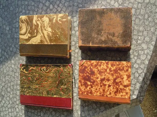 7 ouvrages anciens parfait pour bibliothèque