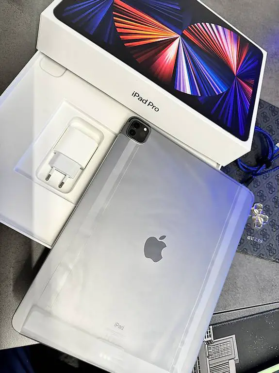 iPad Pro 12.9 Wifi (5th Gen)