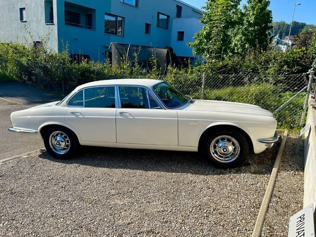 jaguar xj-6 2.8