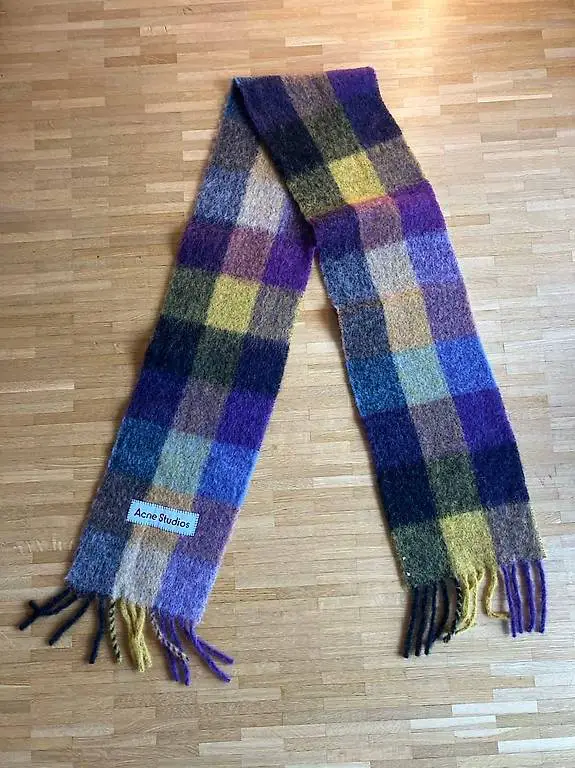 Acne Studios Mohair Checked Schal