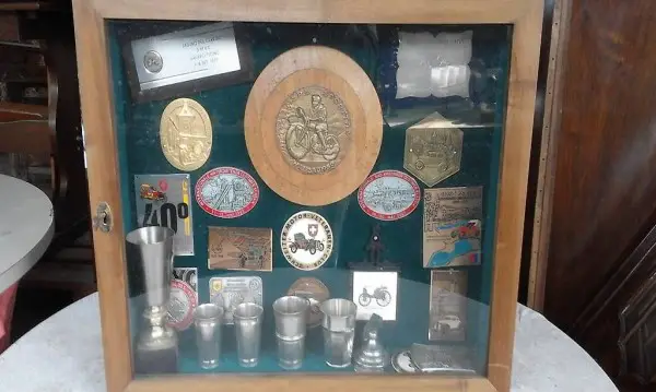  Kranz-Kasten (Nr 361)