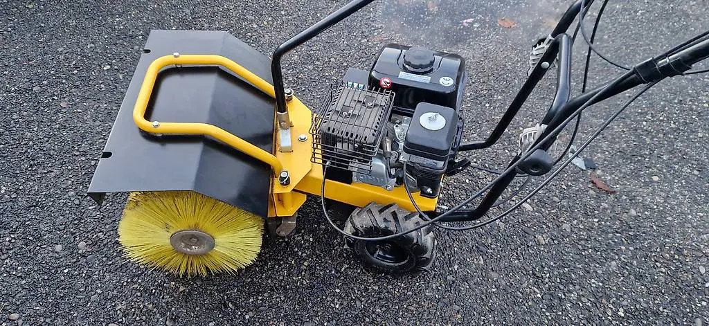 Kehrmaschine SC2400p scheppach