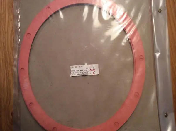 Saurer Achskopfdichtung