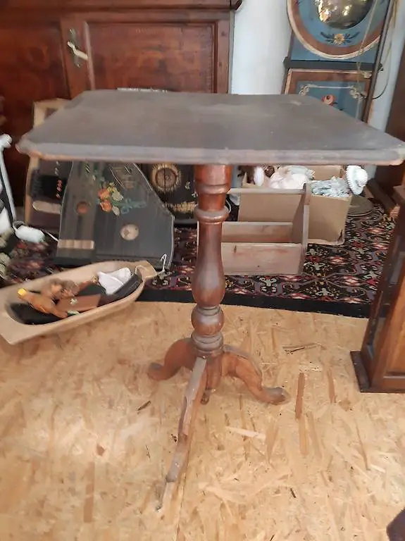 Drechselbein Tischli, Beistell Tisch, Jugendstil