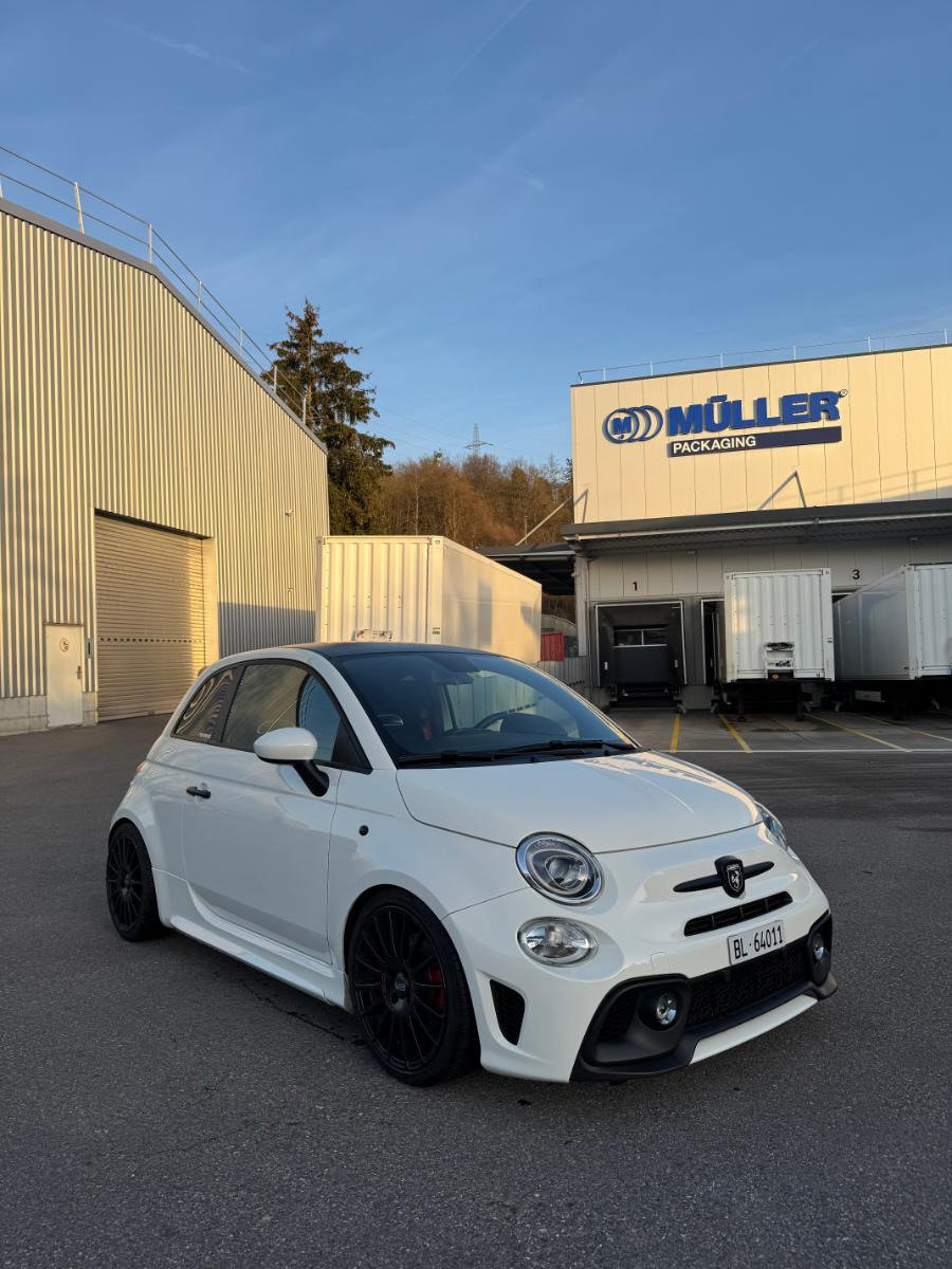 FIAT 595 Abarth 1.4 T-Jet 160 Pista