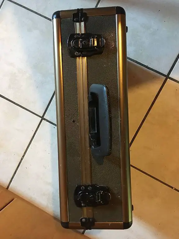 Div. Koffer Alu leer gebraucht