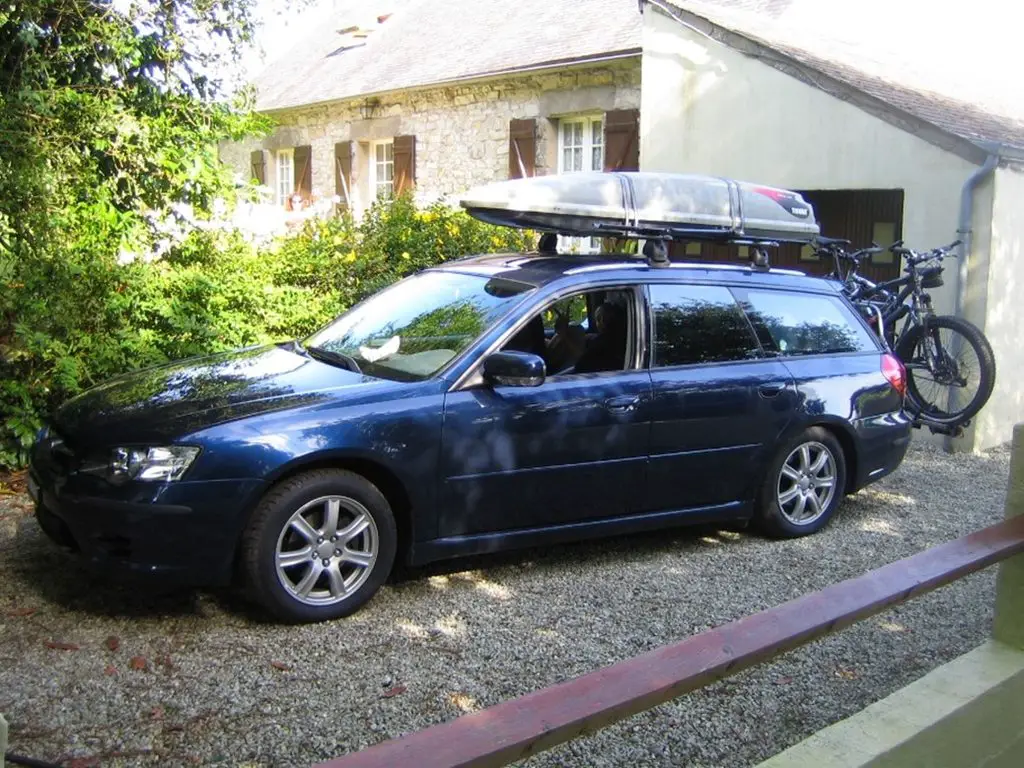 SUBARU Legacy Station 2.0 Swiss