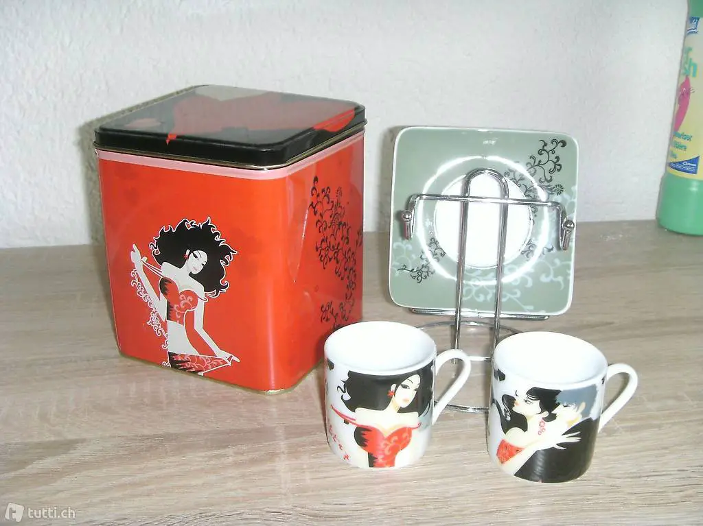 Dekorative Espresso Tässli in Geschenkpackung