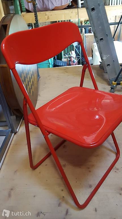Klappstühle div. Farben