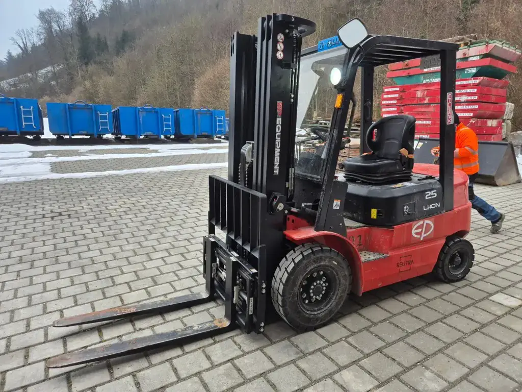 Gabelstapler EP EFL 252 LI-ION - Demo 200h, ab MFK