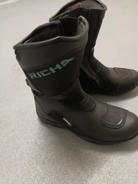 Motorradstiefel